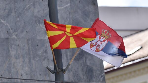 Застава Србије и Северне Македоније - Sputnik Србија