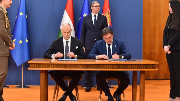 Потписивање плана билатералне војне сарадње између министарстава одбране Србије и Мађарске за 2025. годину.   - Sputnik Србија